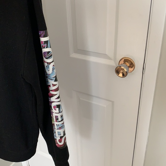 Y&R Black & flower flannel hoodie (large) - Picture 3 of 3